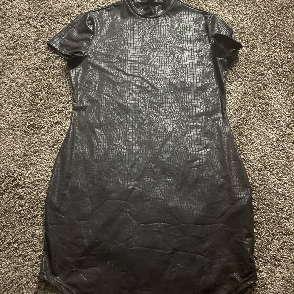 Chic Black Textured Mini Dress bodycon